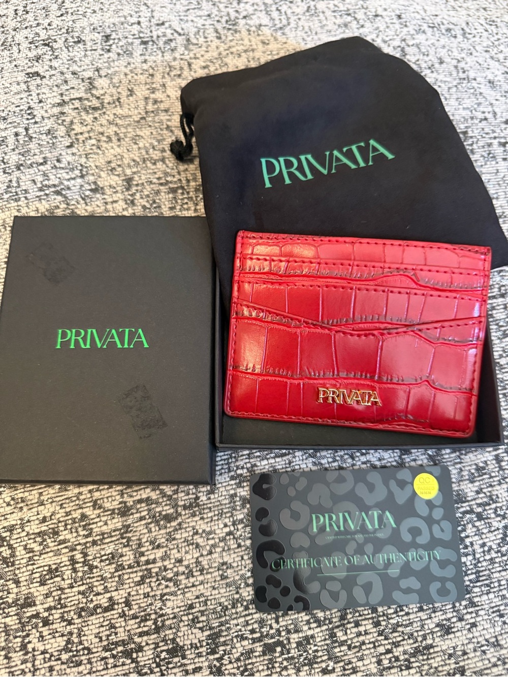 Vegan leather! Privata Red Croc-Embossed Leather Card Holder